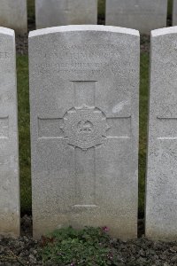 Lijssenthoek Military Cemetery - Humphrey, George Victor