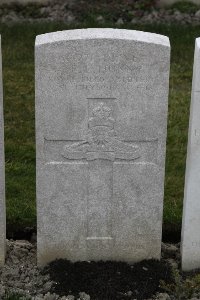 Lijssenthoek Military Cemetery - Hunn, Frank Leslie