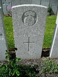 Lijssenthoek Military Cemetery - Hurt, W