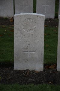 Lijssenthoek Military Cemetery - Hutchison, Henry (Harry)