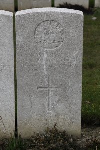 Lijssenthoek Military Cemetery - Hutton, Robert Archibald