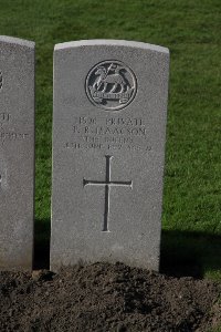Lijssenthoek Military Cemetery - Isaacson, F R