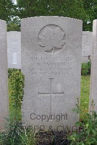 Lijssenthoek Military Cemetery - Jardine, David