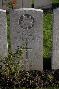 Lijssenthoek Military Cemetery - Jean, Joseph
