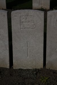 Lijssenthoek Military Cemetery - Jesson, Frank