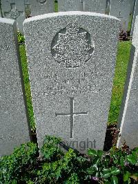 Lijssenthoek Military Cemetery - Jewitt, Stephen