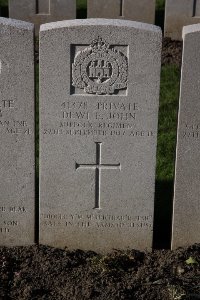 Lijssenthoek Military Cemetery - John, Dewi Elwyn