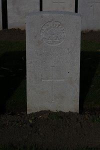 Lijssenthoek Military Cemetery - Johnson, Edward Charles
