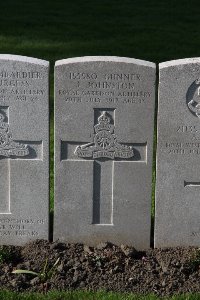Lijssenthoek Military Cemetery - Johnston, James