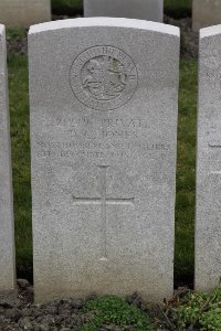 Lijssenthoek Military Cemetery - Jones, Daniel Charles