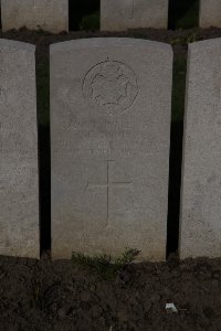 Lijssenthoek Military Cemetery - Jones, E