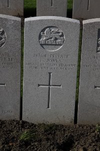 Lijssenthoek Military Cemetery - Jones, F