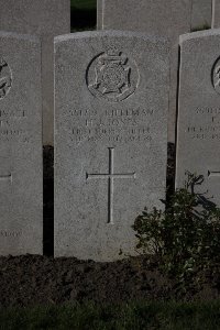Lijssenthoek Military Cemetery - Jones, Henry John