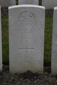 Lijssenthoek Military Cemetery - Jones, Robert