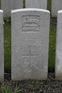 Lijssenthoek Military Cemetery - Jones, W