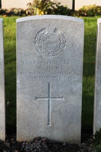 Lijssenthoek Military Cemetery - Jones, W