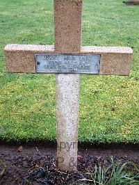 Lijssenthoek Military Cemetery - Josset, Roge Louis