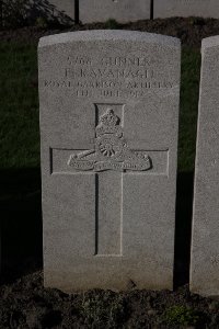 Lijssenthoek Military Cemetery - Kavanagh, E