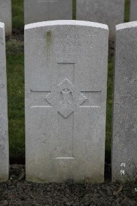 Lijssenthoek Military Cemetery - Kavanagh, P