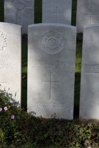 Lijssenthoek Military Cemetery - Kay, Cecil William