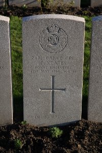 Lijssenthoek Military Cemetery - Keates, Frederick