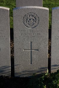 Lijssenthoek Military Cemetery - Keen, Percy