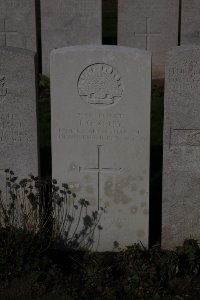 Lijssenthoek Military Cemetery - Kelly, James O'neil