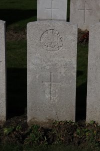 Lijssenthoek Military Cemetery - Kemp, Phillip Sydney King