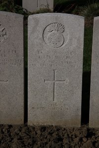 Lijssenthoek Military Cemetery - Kennard, Leonard Lee