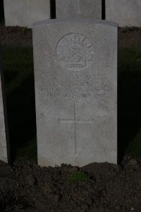 Lijssenthoek Military Cemetery - Kerby, Thomas Joseph