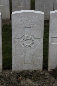 Lijssenthoek Military Cemetery - Kermode, Bert