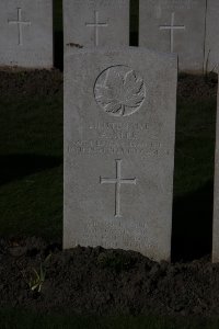 Lijssenthoek Military Cemetery - Kerr, Alexander
