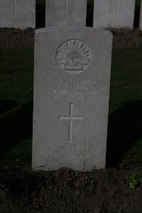 Lijssenthoek Military Cemetery - King, Vernon Gordon