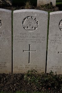 Lijssenthoek Military Cemetery - Kingston, Charles