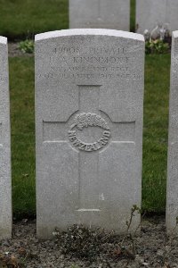 Lijssenthoek Military Cemetery - Kininmont, David Allan
