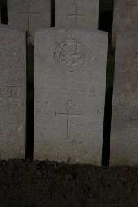 Lijssenthoek Military Cemetery - Kirby, J