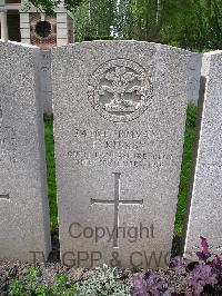 Lijssenthoek Military Cemetery - Kirkby, F
