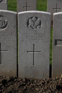 Lijssenthoek Military Cemetery - Kirkham, John