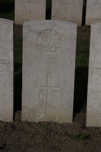 Lijssenthoek Military Cemetery - Klug, George