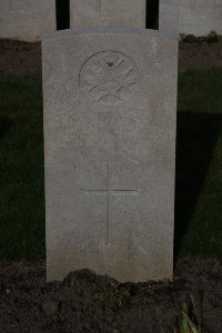 Lijssenthoek Military Cemetery - Knight, Albert James