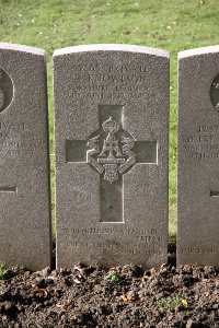 Lijssenthoek Military Cemetery - Knowlson, Robert