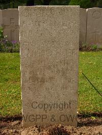Lijssenthoek Military Cemetery - Kraps, Hugo