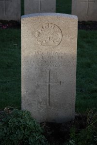 Lijssenthoek Military Cemetery - Krueger, Alexander