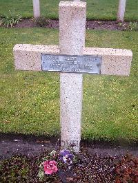 Lijssenthoek Military Cemetery - Lacour, Albert Edouard