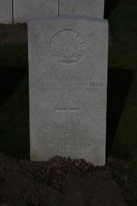 Lijssenthoek Military Cemetery - Lade, Stephen