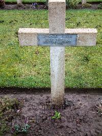 Lijssenthoek Military Cemetery - Lafontaine, Francois