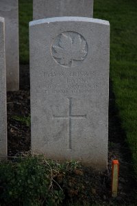 Lijssenthoek Military Cemetery - Laing, C S