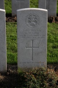 Lijssenthoek Military Cemetery - Lake, George William