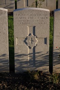 Lijssenthoek Military Cemetery - Lakin, Harry Price