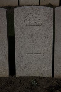 Lijssenthoek Military Cemetery - Lamb, J